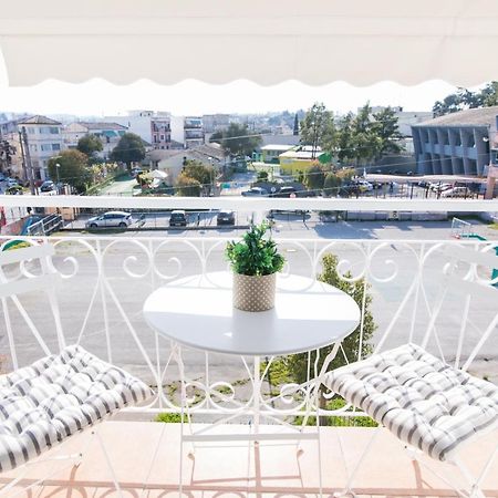 Apartemen 110 m² dengan 3 kamar tidur dan 1 kamar mandi pribadi di Corfu Corfu  Bagian luar foto
