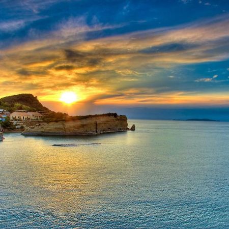 Apartemen 110 m² dengan 3 kamar tidur dan 1 kamar mandi pribadi di Corfu Corfu  Bagian luar foto