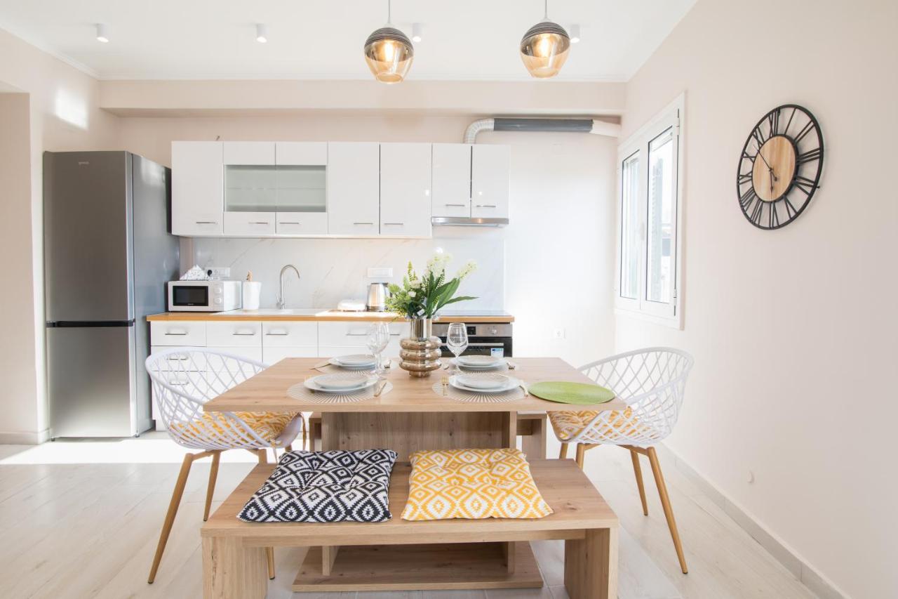 Apartemen 110 m² dengan 3 kamar tidur dan 1 kamar mandi pribadi di Corfu Corfu  Bagian luar foto