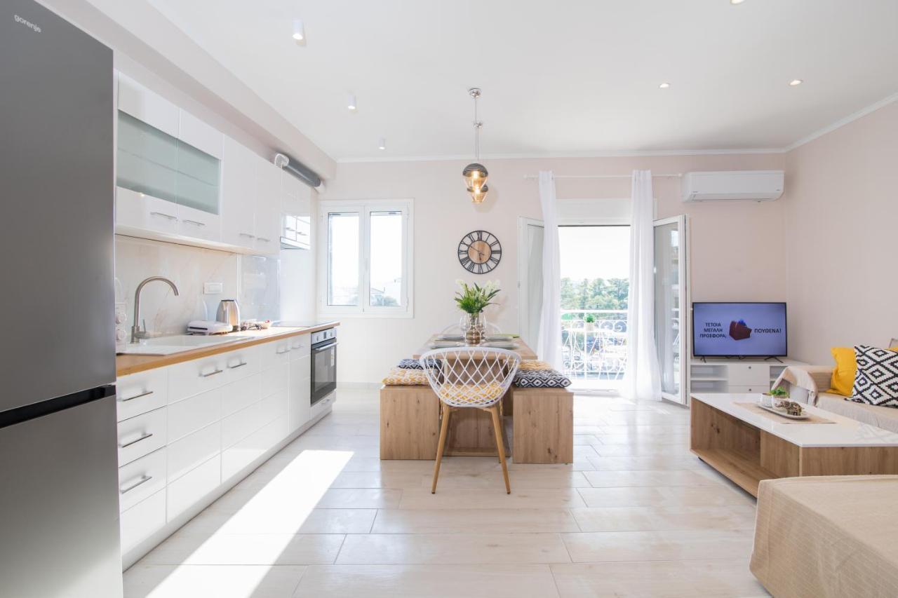 Apartemen 110 m² dengan 3 kamar tidur dan 1 kamar mandi pribadi di Corfu Corfu  Bagian luar foto