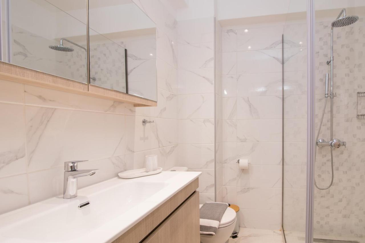 Apartemen 110 m² dengan 3 kamar tidur dan 1 kamar mandi pribadi di Corfu Corfu  Bagian luar foto